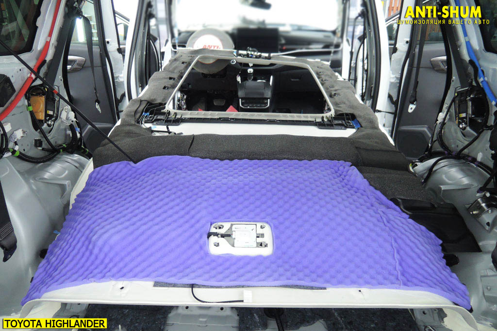 ToyotaHighlander_010.jpg